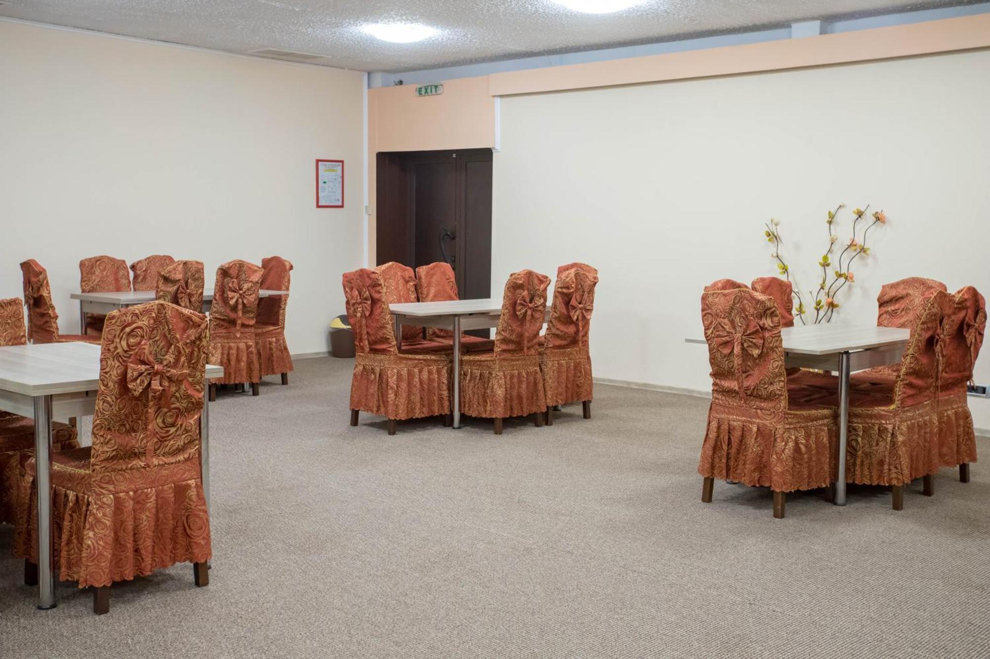Park Hotel Ivailo Veliko Tarnovo Exterior foto