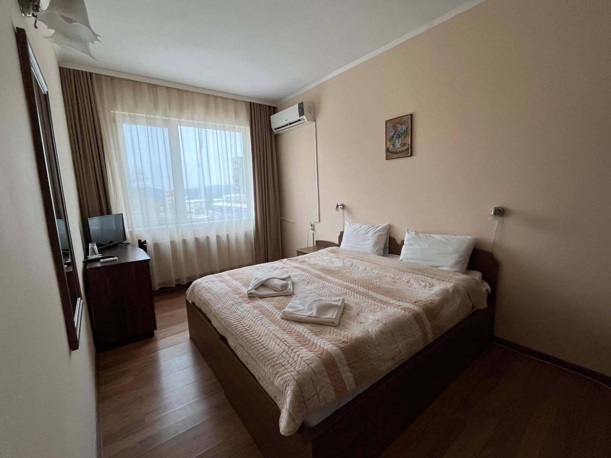 Park Hotel Ivailo Veliko Tarnovo Quarto foto