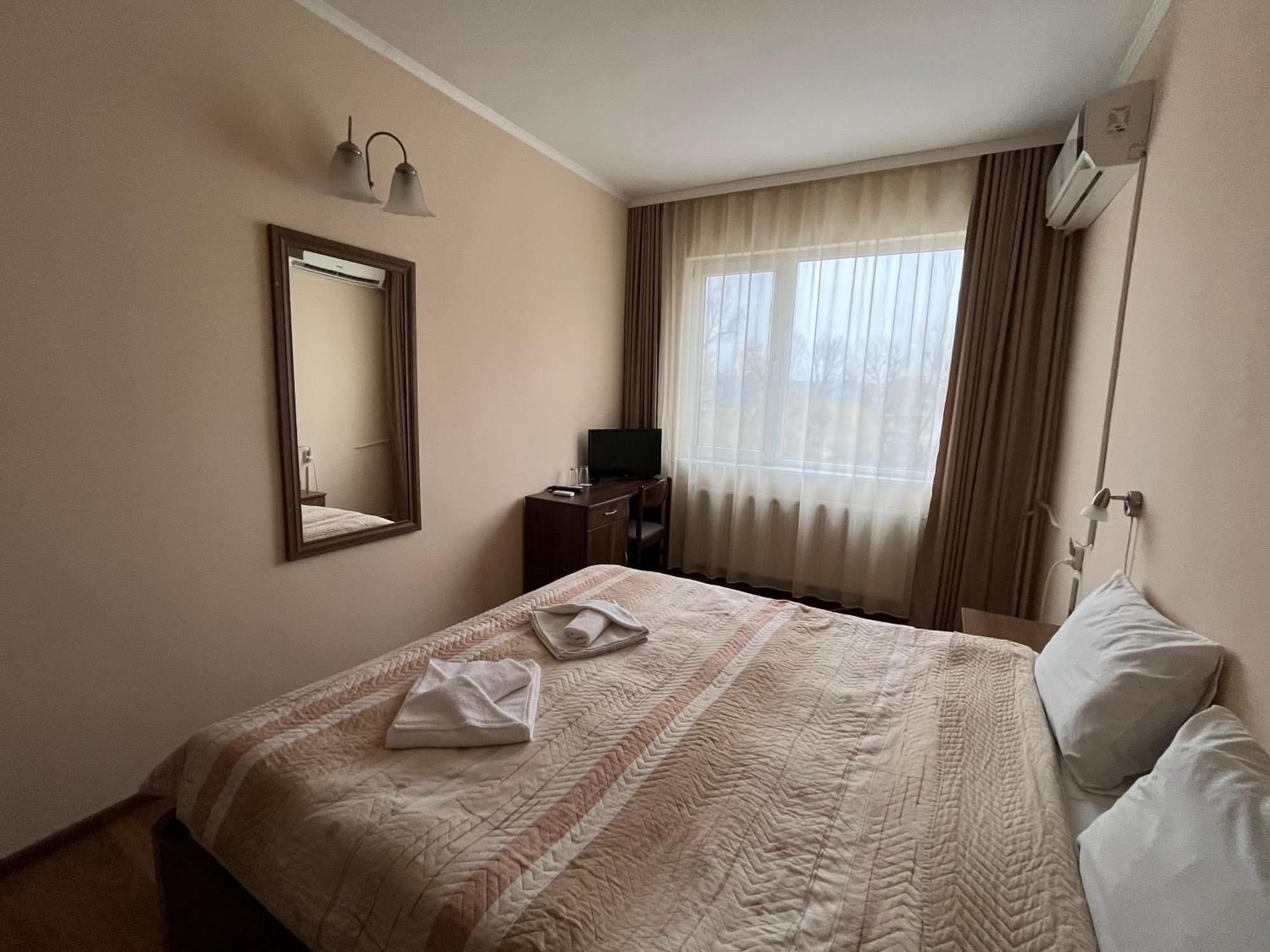 Park Hotel Ivailo Veliko Tarnovo Quarto foto