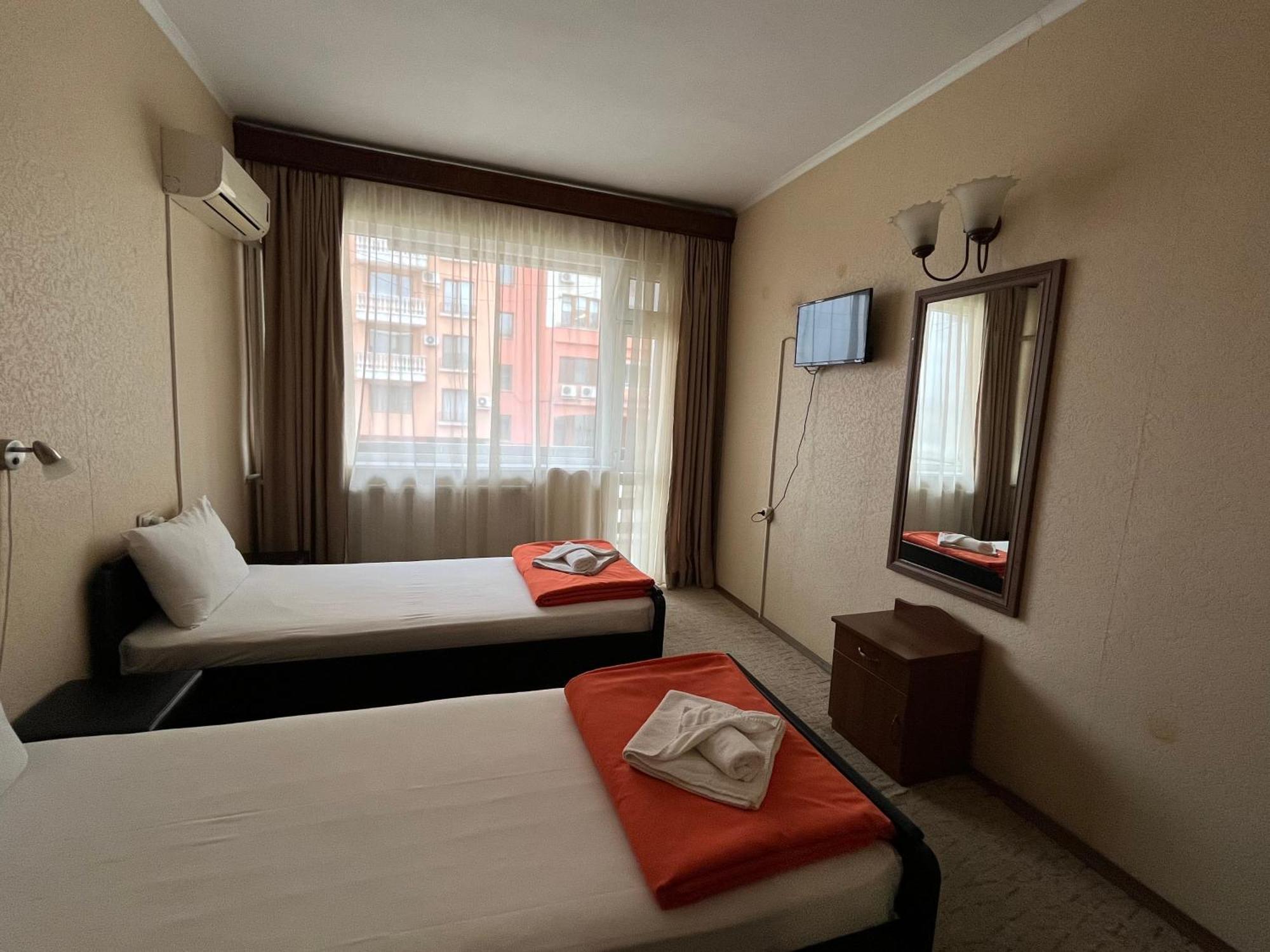 Park Hotel Ivailo Veliko Tarnovo Quarto foto
