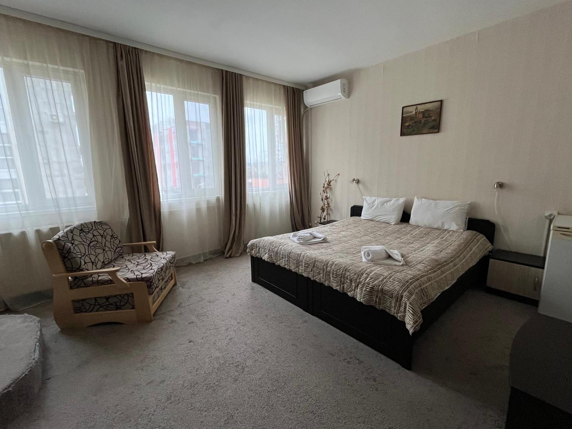 Park Hotel Ivailo Veliko Tarnovo Exterior foto